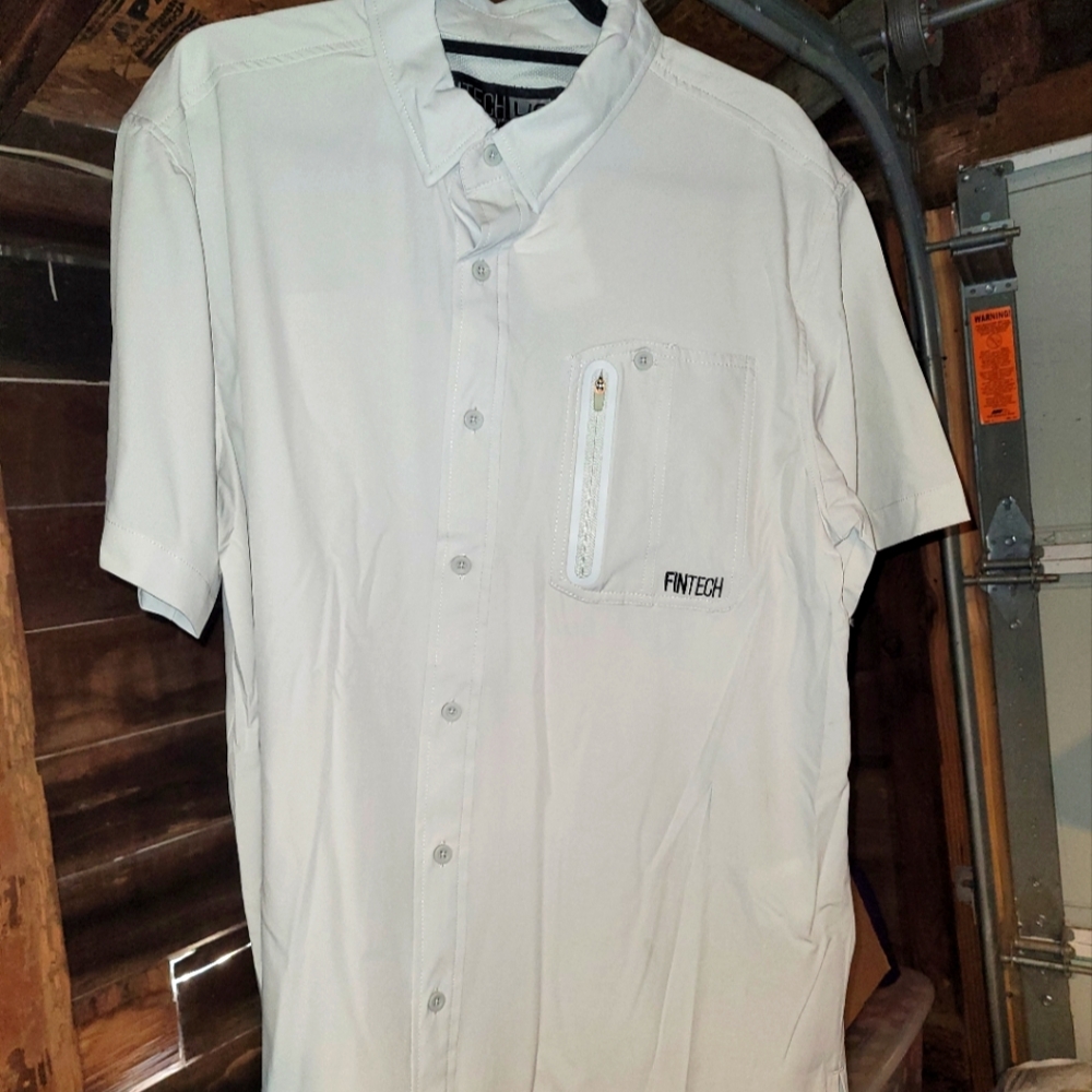 White Men's Shirt Size Large